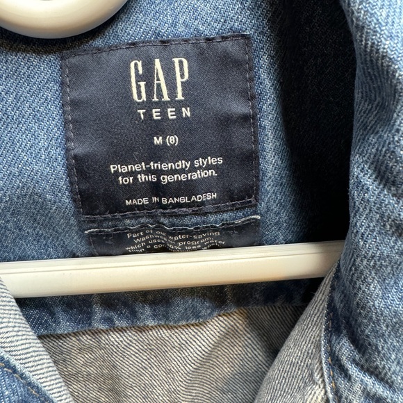 New with Tags Gap Jean Jacket - Picture 3 of 4